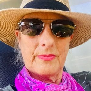 Meet your Posher, Karen